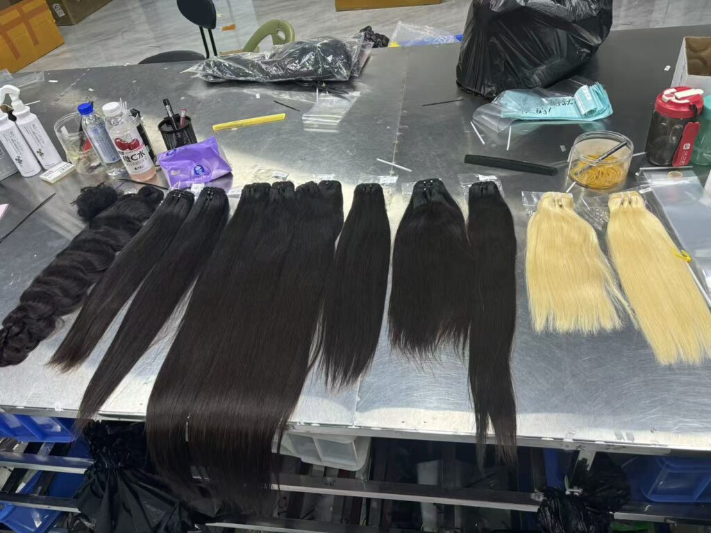 Unprocessed cuticle aligned genius weft raw human hair bundles wholesale for black hair salon bulk business